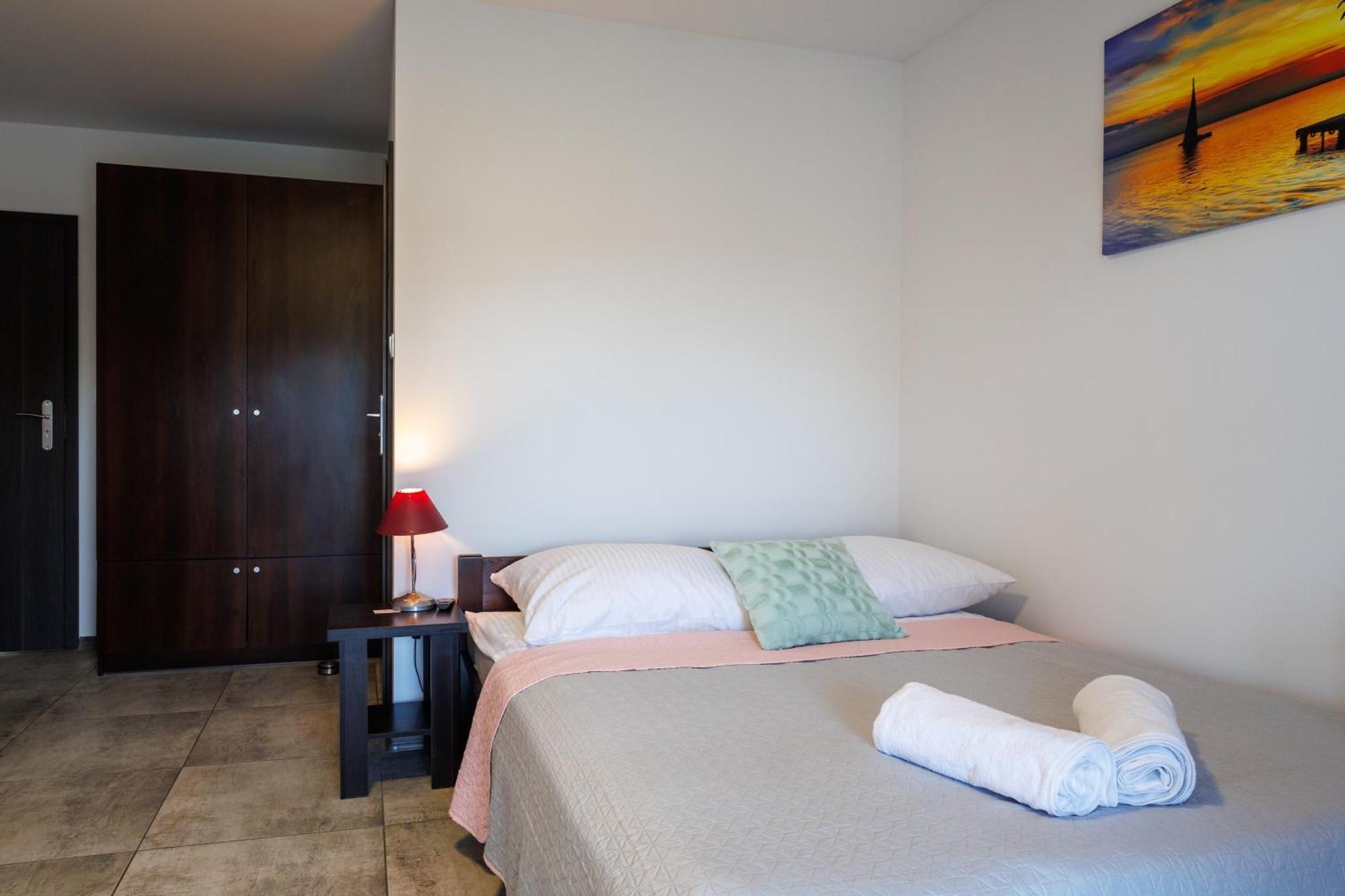 Pokoje Goscinne Lawendowy Dwor 미코세보 객실 사진